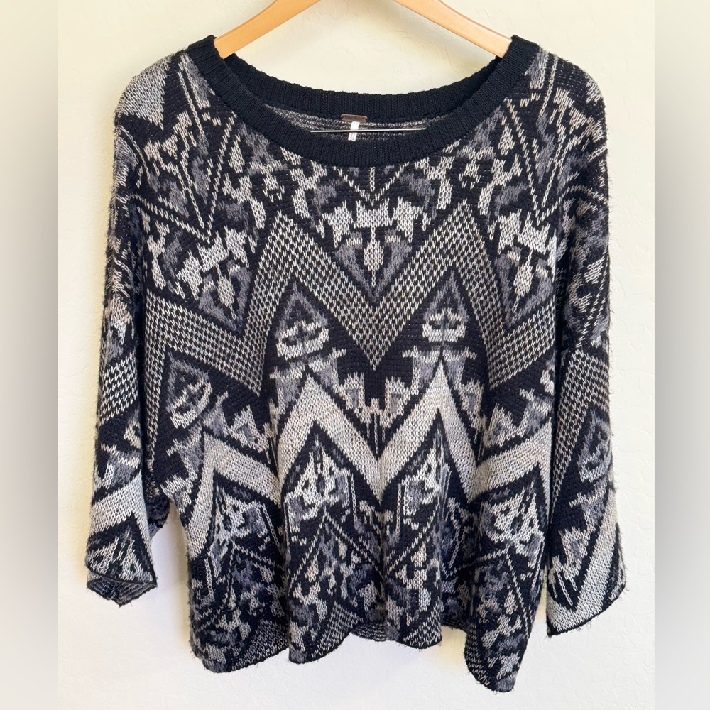 Free People Superstar Geometric Chevron Knit Oversized Pullover Sweater Size L